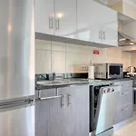 Apartamento Baia Machico, A In Madeira *