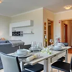 Apartamento Baia Machico, A In Madeira