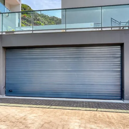 Baia Machico, A In Madeira * Machico (Madeira)