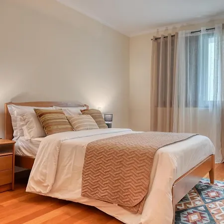 Apartment Baia Machico, A In Madeira