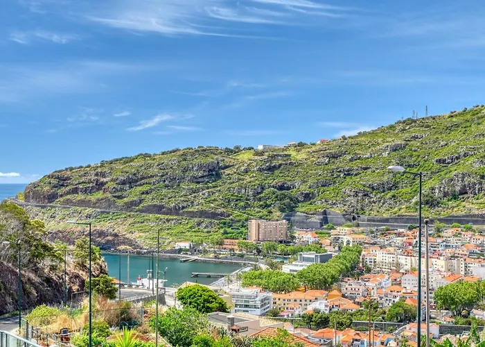 Apartament Baia Machico, A In Madeira