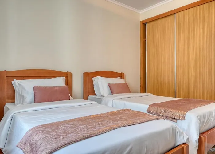 Baia Machico, A In Madeira * Machico (Madeira)